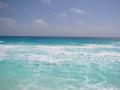 background: Cancun Ocean